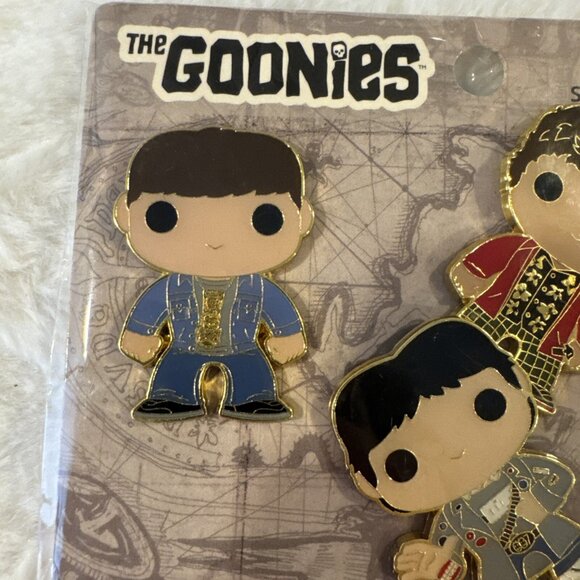 Funko Pop Pins- The Goonies Enamel Pin Set of 4: Sloth, Data, Chunk and Mikey - Picture 2 of 8